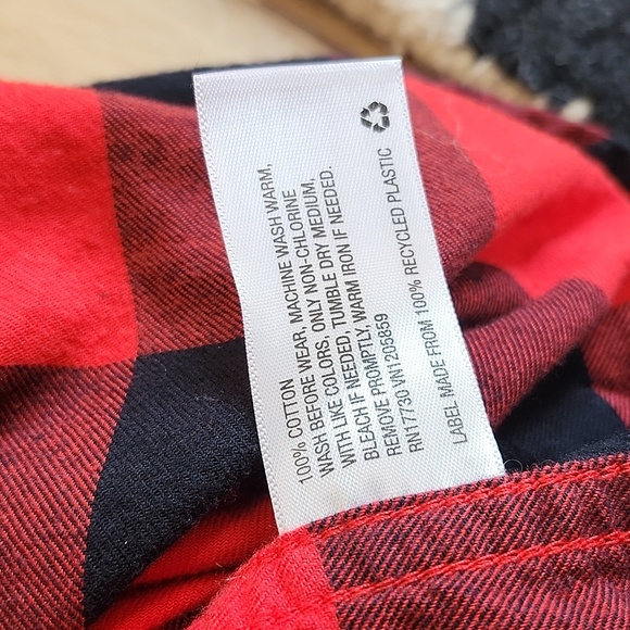 Boys Plaid Red and Black Shirt, Medium 8/10 - Picture 4 of 5